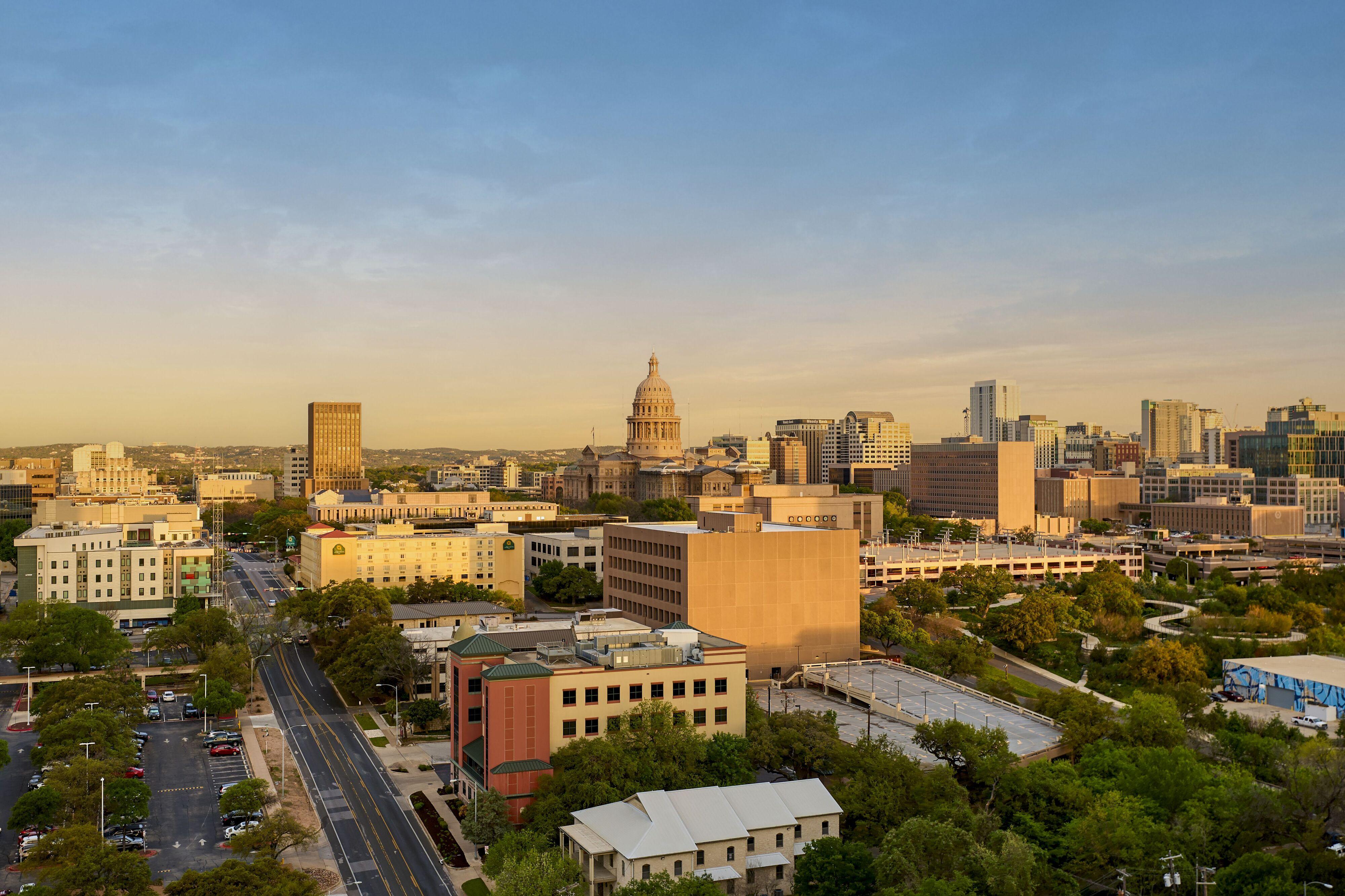 Downright Austin, A Renaissance Hotel Exteriér fotografie