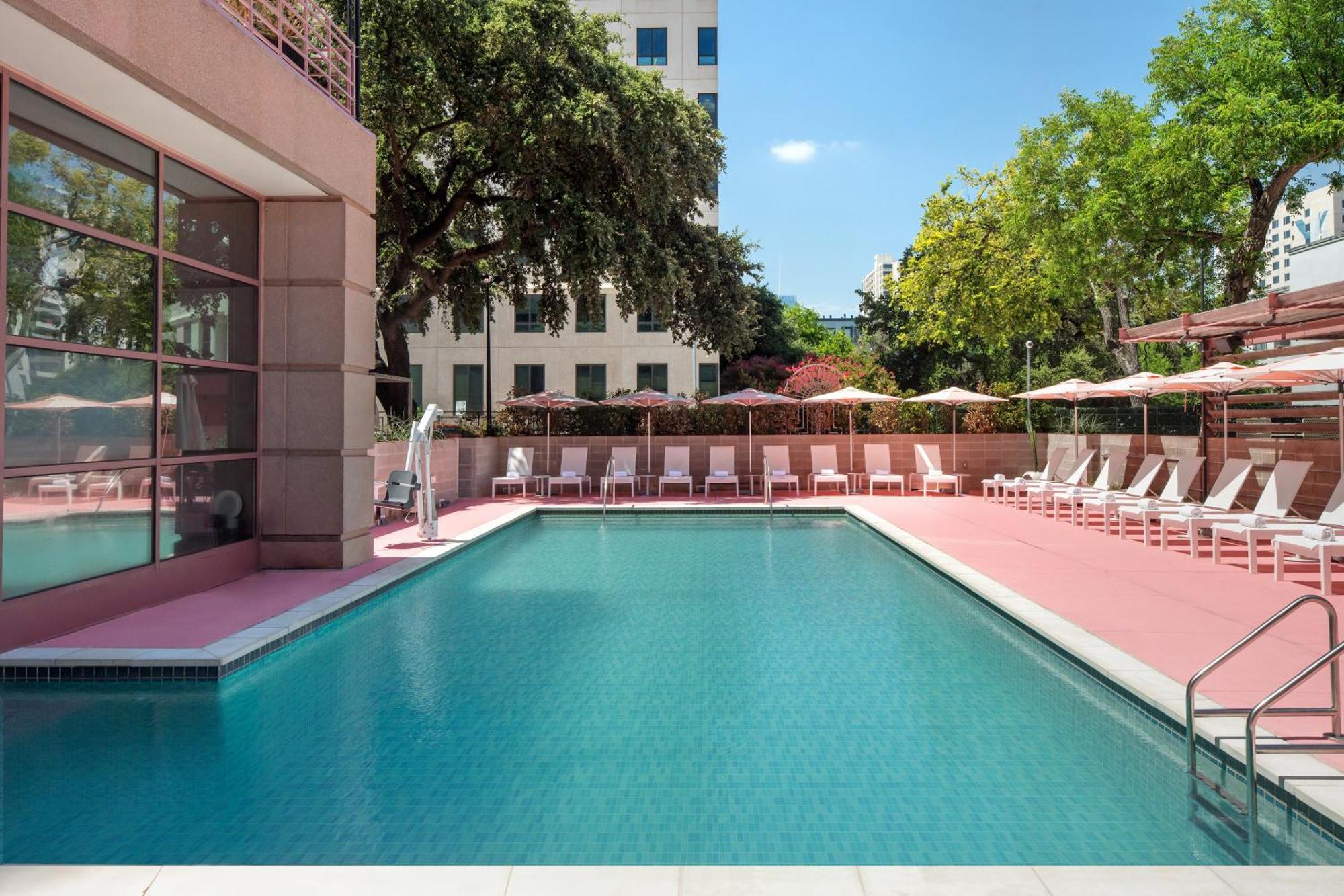 Downright Austin, A Renaissance Hotel Exteriér fotografie